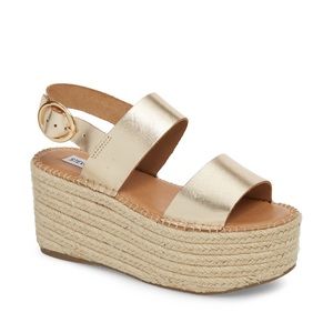 Steve Madden Cali Platform Sandals in Gold Leather